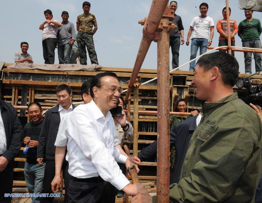 PM de China pide desarrollo sostenible y mejor nivel de vida 