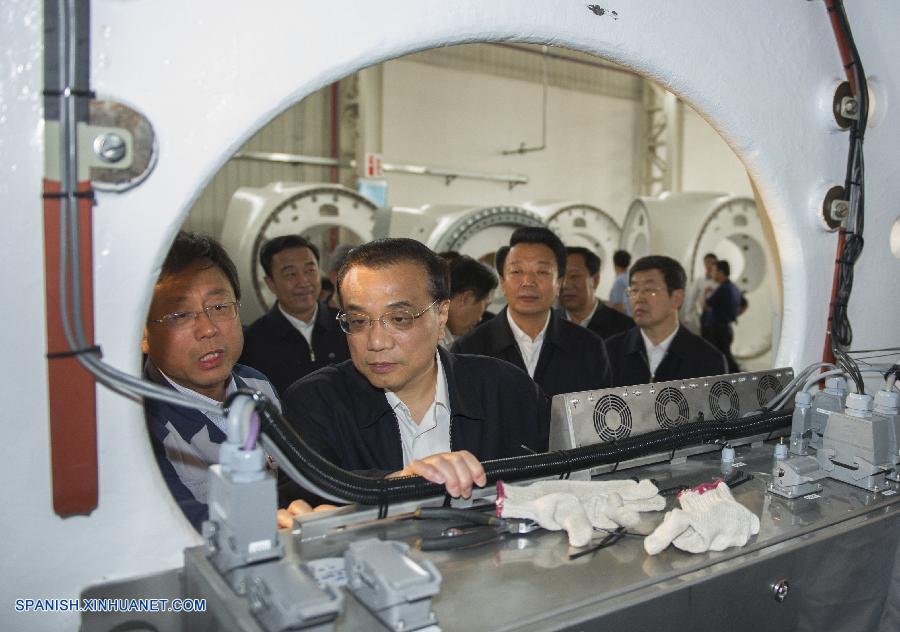 PM de China pide desarrollo sostenible y mejor nivel de vida 