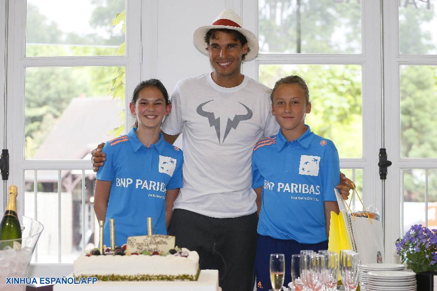 Tenis: Nadal celebra su 28 cumplea?os en Roland Garros