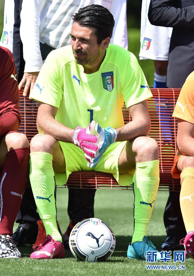 Imágenes de selección italiana para Mundial 2014