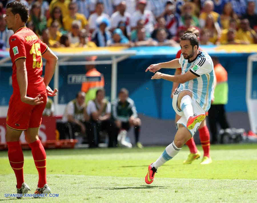 MUNDIAL 2014: Un gol de Higuaín coloca a Argentina en semifinales 