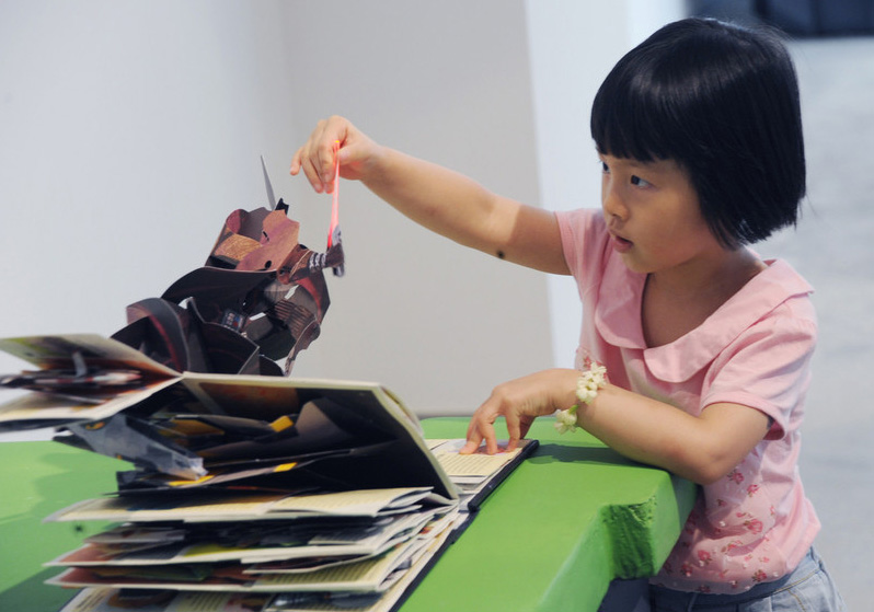 Muestra de libros con relieve en Shanghai