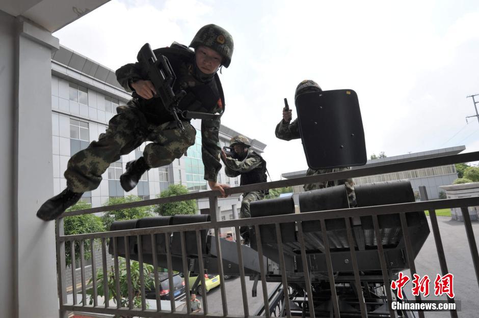 Armamento de alta tecnología para salvaguardar la Expo China-ASEAN