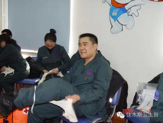 Conductor de ambulancia sufre una hemorragia cerebral súbita durante su trabajo y muere después de trasladar a un enfermo