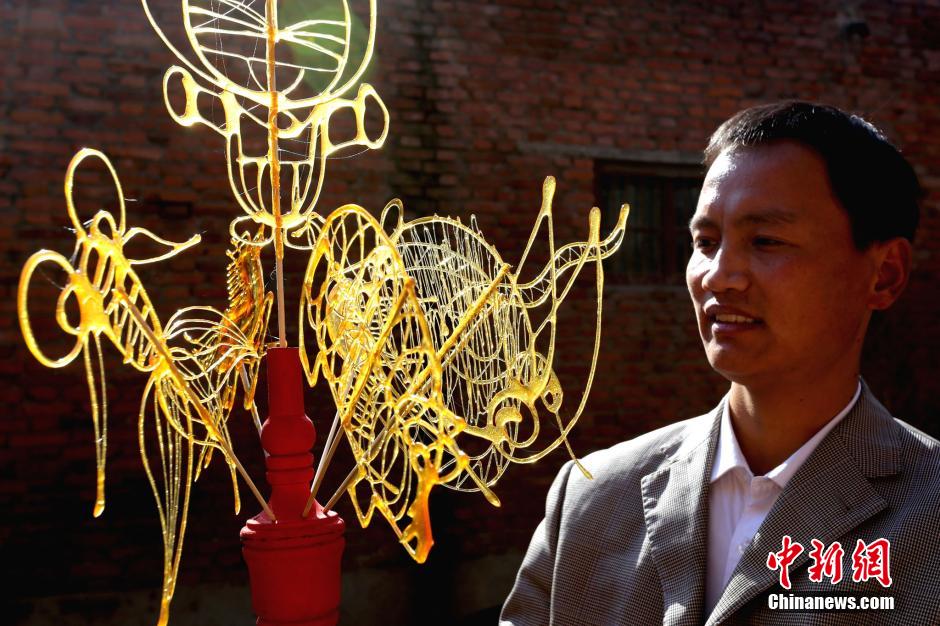 Liu Shengli, el pintor que dibuja con azúcar.