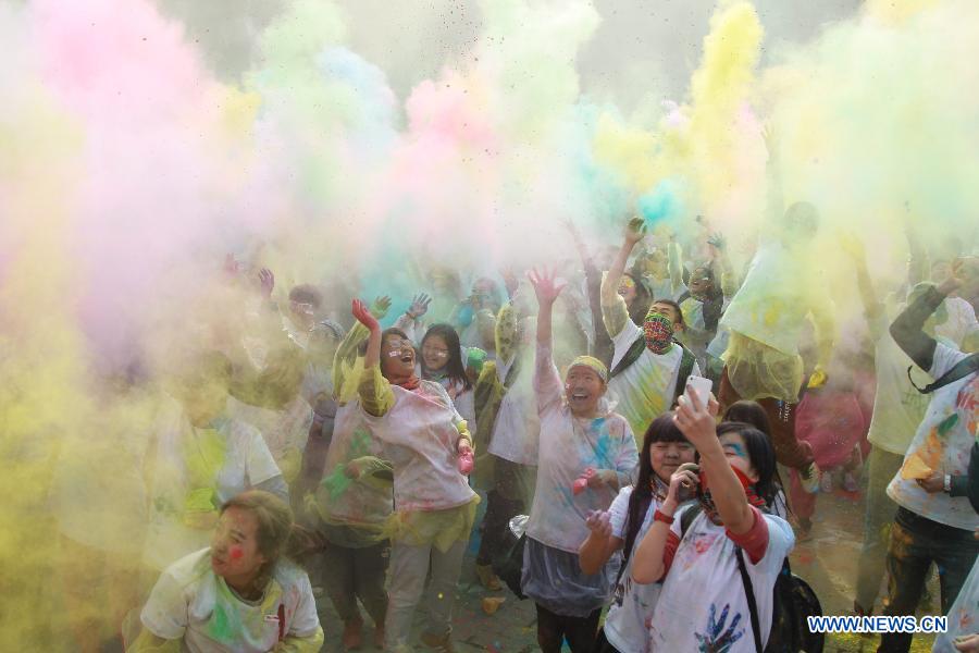 Carrera de colores en Dalian