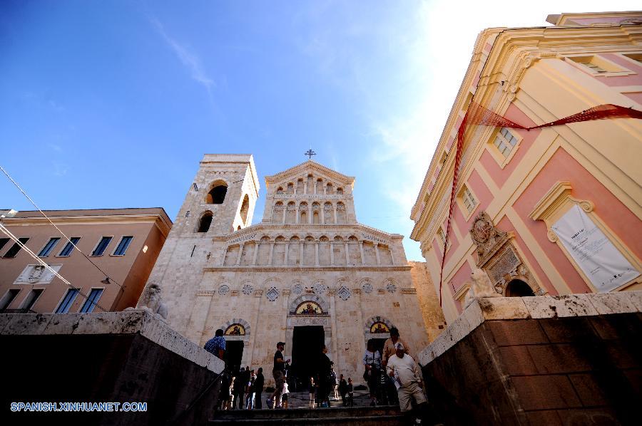 Bello paisaje de Cagliari, capital de la isla de Cerde?a de Italia