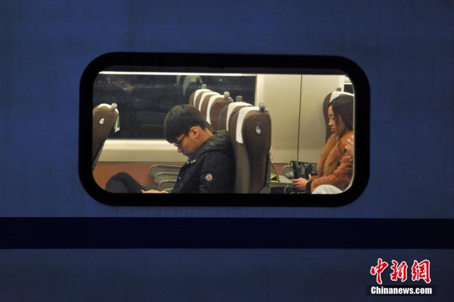 El nuevo tren bala Pekín-Yanjiao se queda sin pasajeros