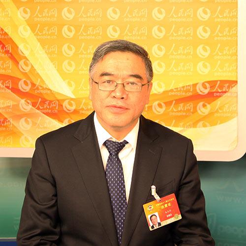 Zhu Yongxin: La igualdad y la calidad serán siempre los temas más importantes en la educación