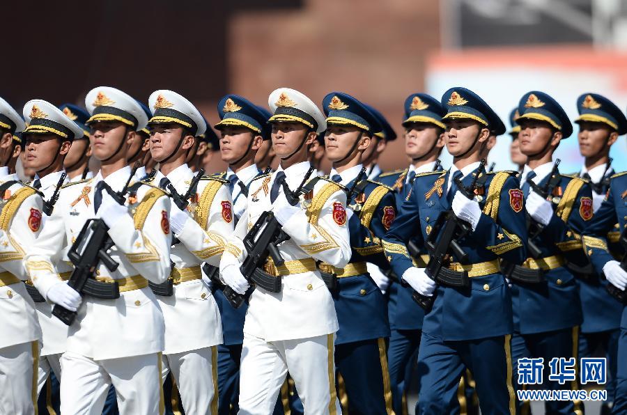 El desfile en la Plaza Roja, una muestra de la fuerza rusa frente a la presión europea
