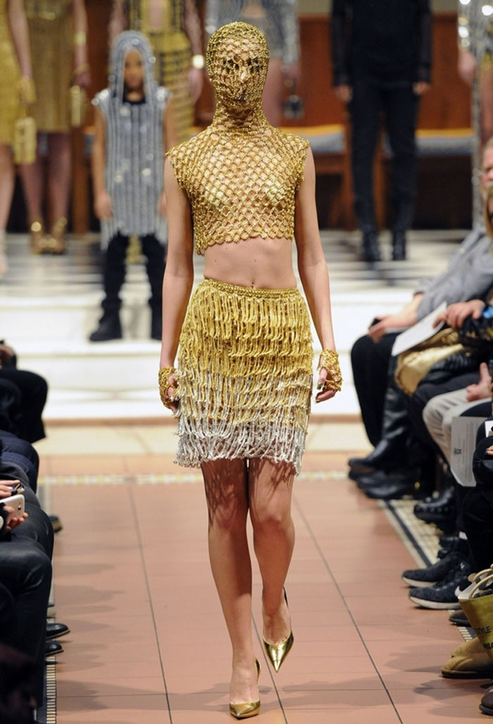 Enmascarados en desfiles de moda