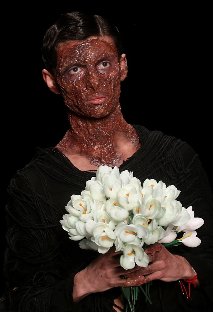 Enmascarados en desfiles de moda