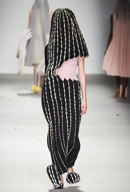 Enmascarados en desfiles de moda