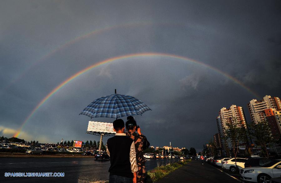 Jilin: Arco iris doble en Changchun