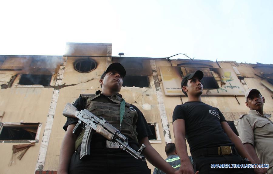 Incendio en fábrica cercana a El Cairo deja 25 muertos 3