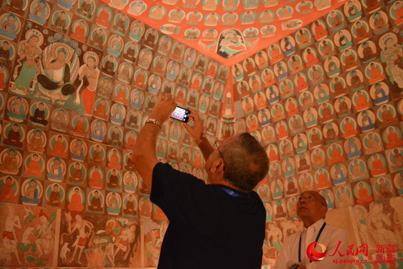 Confiamos en la iniciativa "Un Cinturón-Una Ruta”, afirman especialistas extranjeros de visita en Xinjiang 