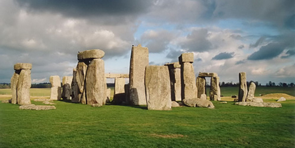 Científicos presentan una sorprendente teoría sobre el origen de Stonehenge