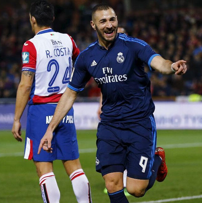 Fútbol: Real Madrid gana 2-1 al Granada en campeonato espa?ol 3