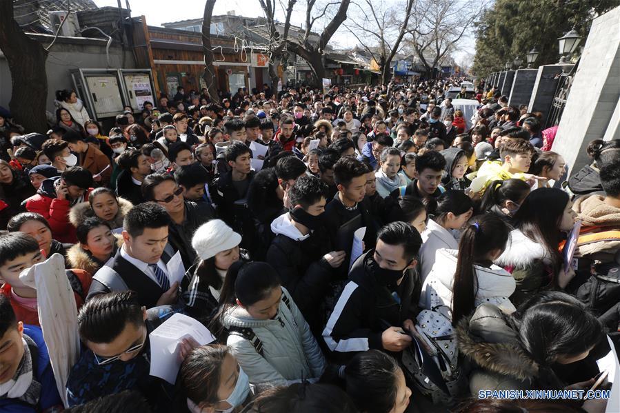 Aspirantes a estrellas de cine en China enfrentan obstáculos por bajo dominio del inglés