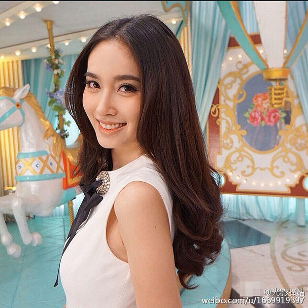 La transexual más bella de Tailandia publica nuevas fotos