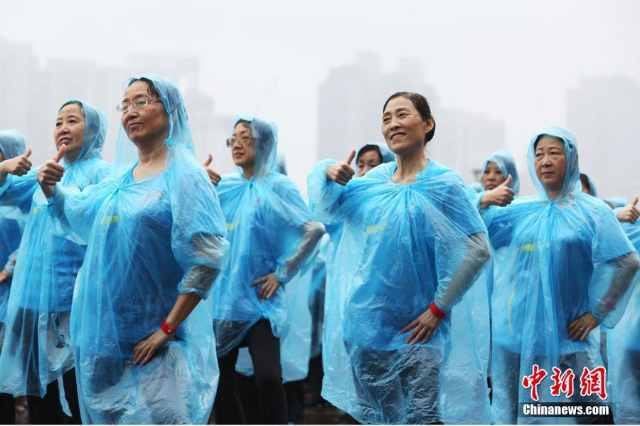 Nuevo récord Guinness: 30mil personas bailan en una plaza
