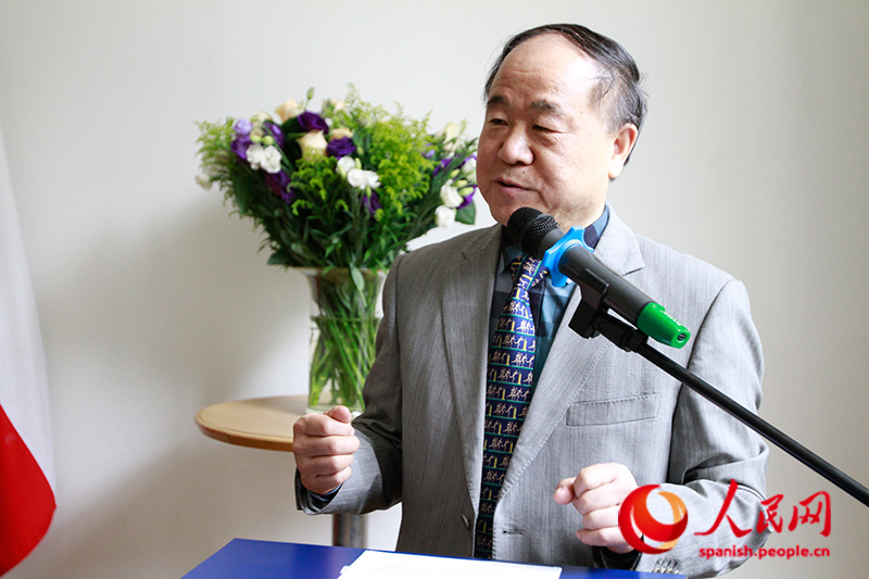 “Espero que, a través de la representación teatral de mi novela, en Chile y en otros países de América Latina, se pueda conocer mejor los cambios y la complejidad de China”, auguró Mo Yan. (Foto: YAC)