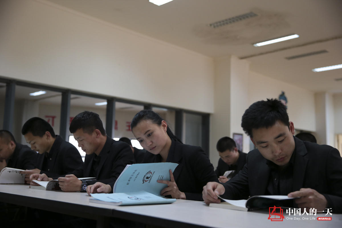 Guardaespaldas que vale más de un millón de yuanes