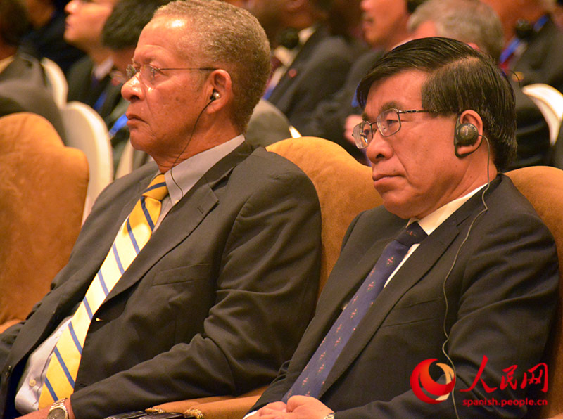 Sesiona en Beijing el III Foro China-LAC de Tanques Pensantes  4