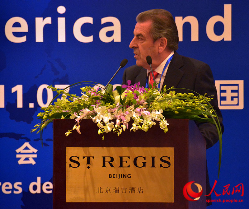 Sesiona en Beijing el III Foro China-LAC de Tanques Pensantes  3