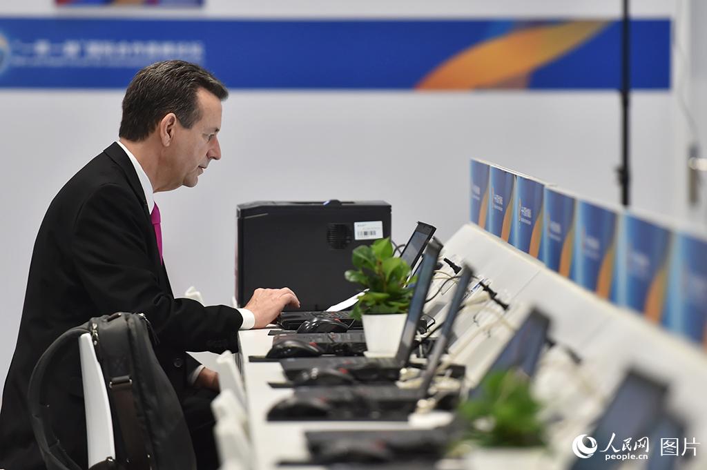 Entra en funcionamiento el Centro de Prensa del Foro para la Cooperación Internacional "Cinturón y Ruta"