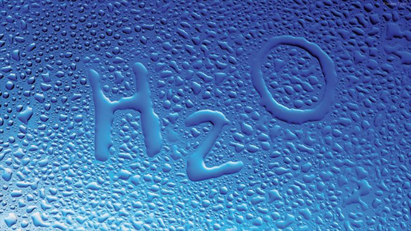 Científicos descubren que el agua puede existir como dos líquidos diferentes