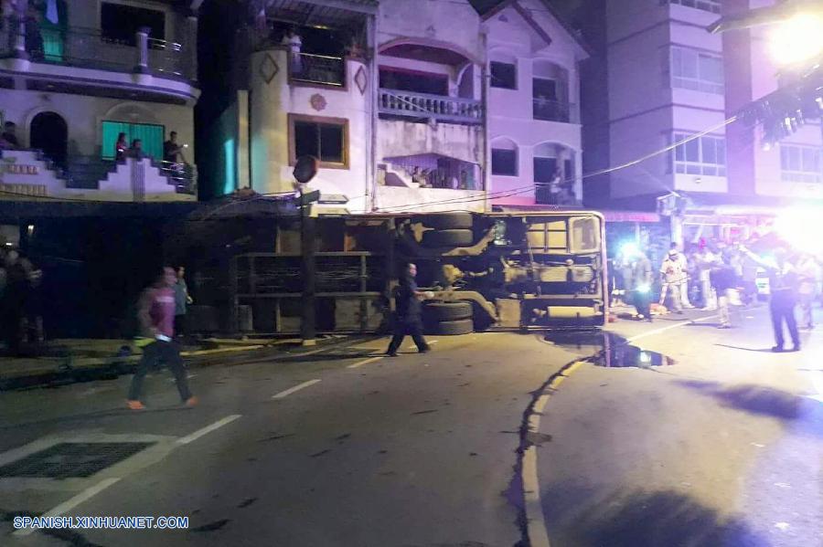 Accidente de autobús en Tailandia deja dos turistas chinos muertos y 24 lesionados