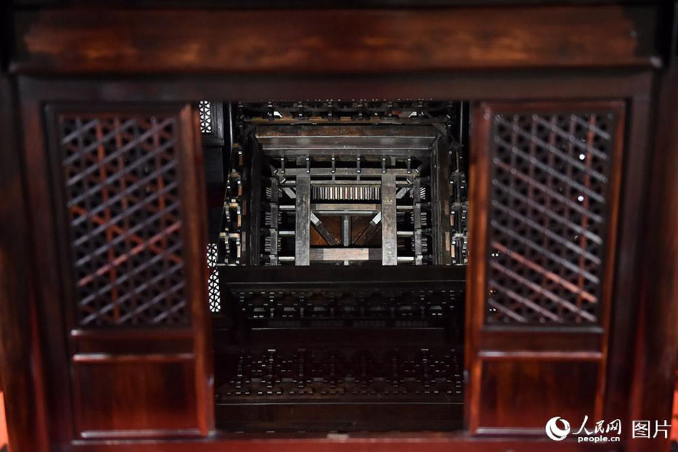 Un grandioso museo en Beijing rinde homenaje al sándalo rojo