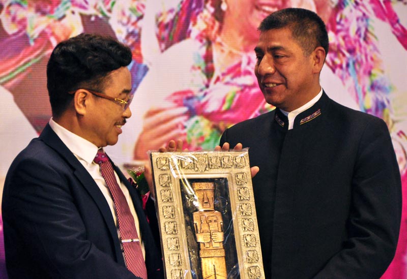 Canciller Huanacuni expone en Beijing los fundamentos del "Vivir bien" boliviano