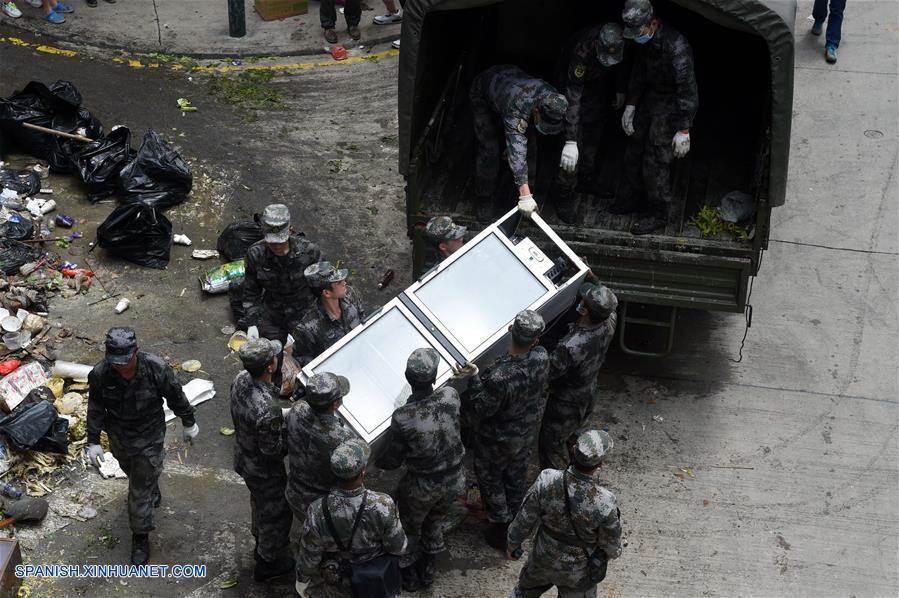Movilizan tropas de EPL de guarnición de Macao para ayudar tras tifón Hato