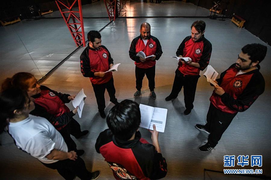 Un chileno ense?a artes marciales chinas en su país tras ganar 25 medallas de oro