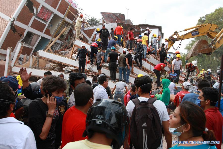 Suman 194 los muertos por terremoto en México