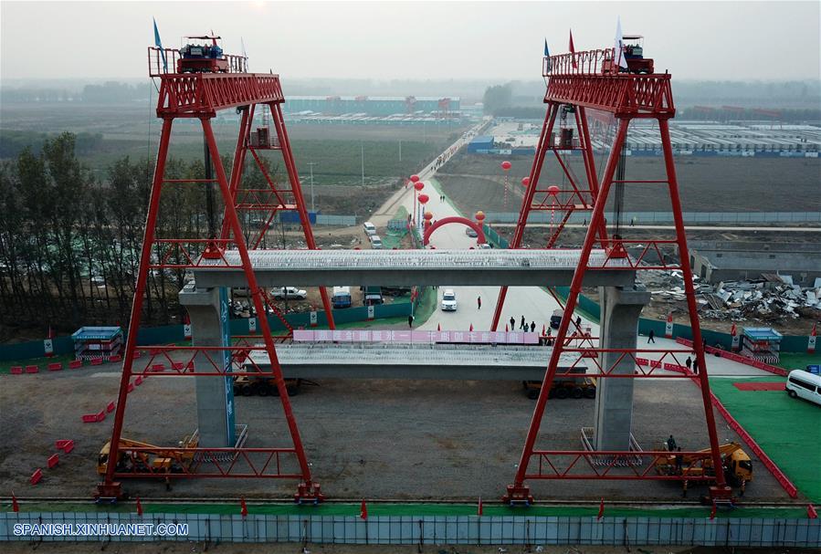 Beijing comienza construcción de línea de tren expreso a nuevo aeropuerto que circulará a 160 kilómetros por hora