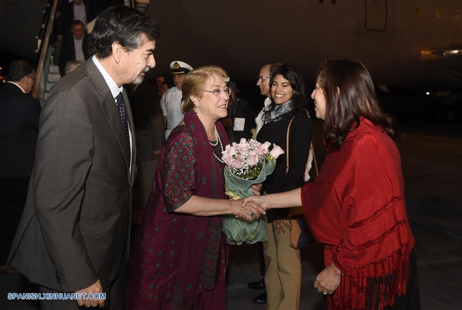 Presidenta de Chile desarrolla visita oficial en Cuba