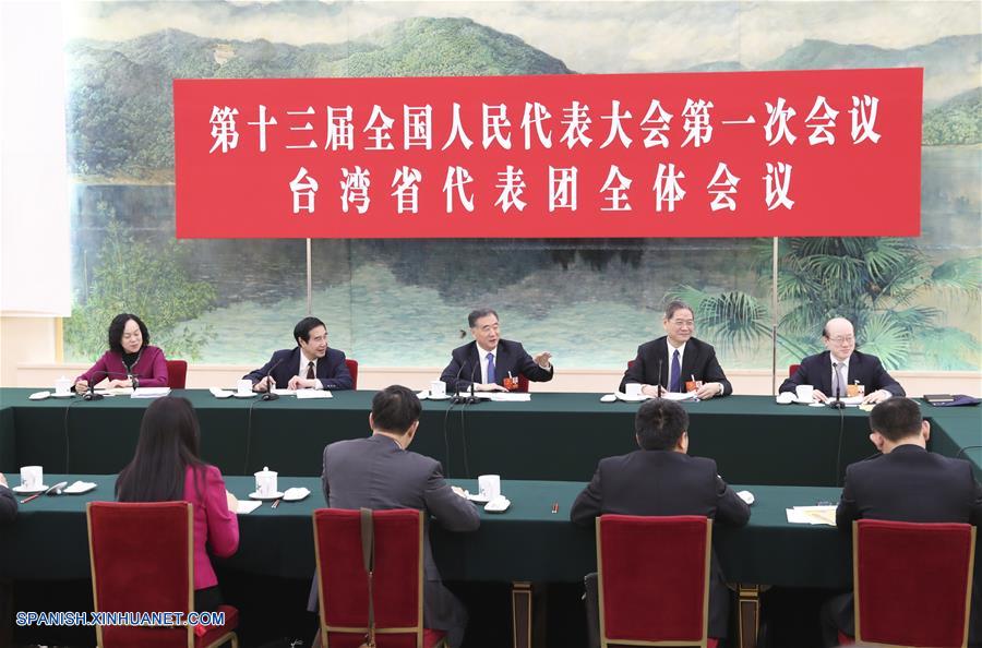 Líderes chinos se unen a legisladores nacionales en deliberaciones de panel