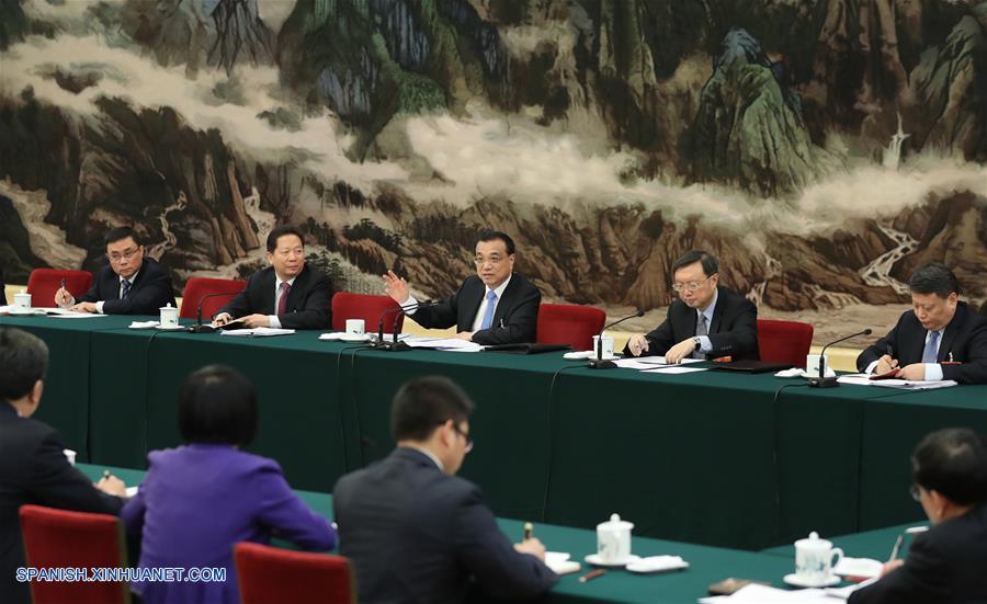 Líderes chinos subrayan vigorizar zonas rurales y desarrollo de alta calidad