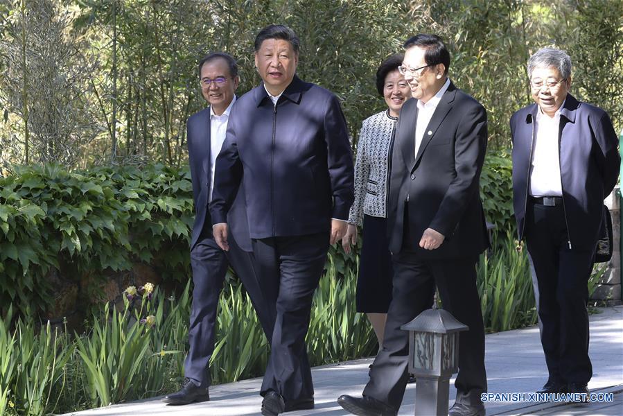 Xi pide desarrollar universidades de clase mundial con peculiaridades chinas