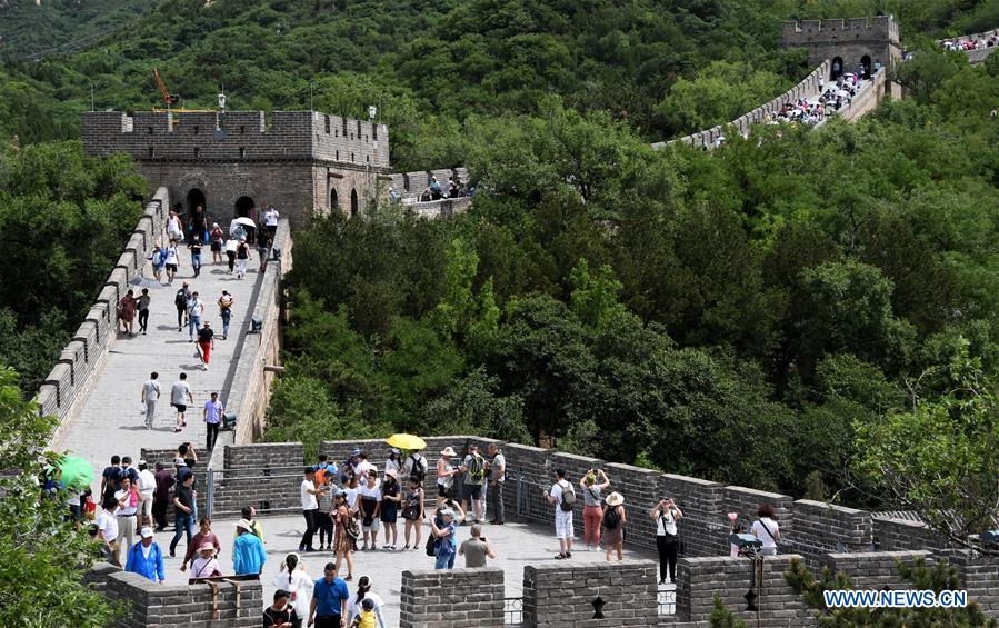La Gran Muralla China de Badaling recibe más de 20.000 visitantes diarios