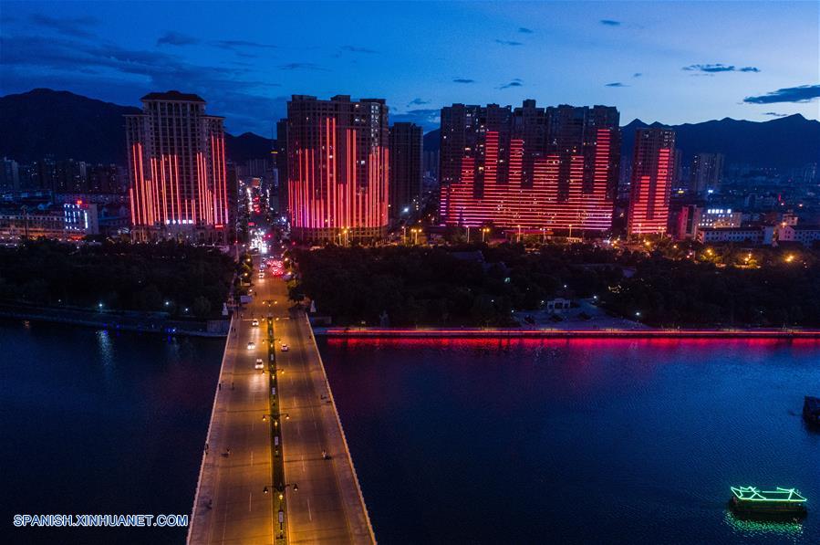 Sistema de iluminación nocturna ha comenzado a operar en Dongyang, Zhejiang