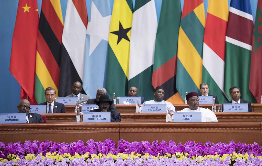 Xi avanza que China implementará ocho grandes iniciativas relacionadas con países africanos