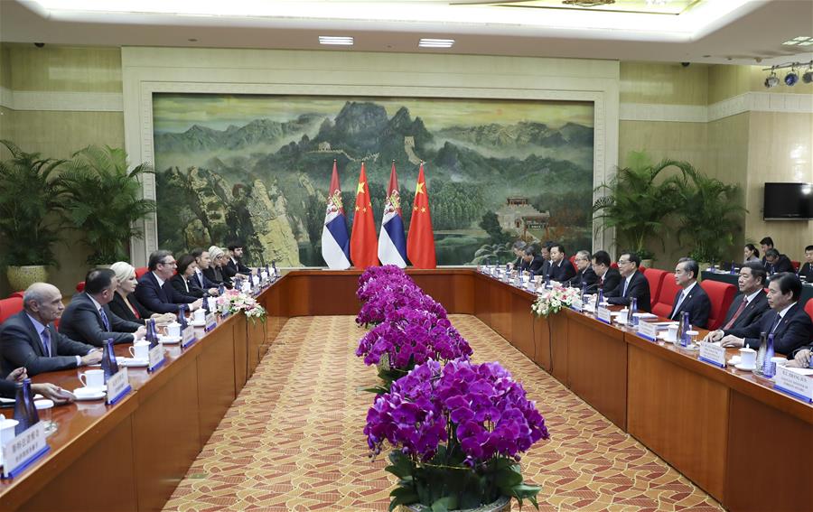 Primer ministro chino se reúne con presidente serbio