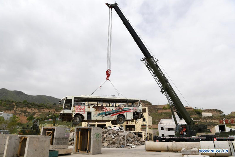 Entretamientos de alto nivel en el Centro Nacional de Entrenamiento de Búsqueda y Rescate Urbano de Lanzhou