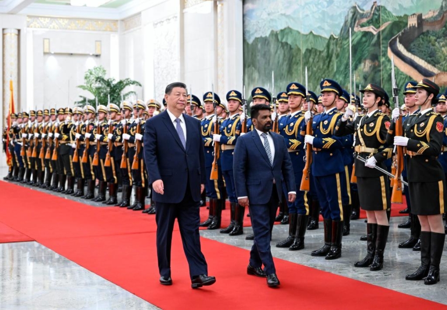 El presidente chino, Xi Jinping, sostiene una ceremonia de bienvenida para el presidente de Sri Lanka, Anura Kumara Dissanayake, en el Salón Norte del Gran Palacio del Pueblo previo a sus conversaciones, en Beijing, capital de China, el 15 de enero de 2025. Xi sostuvo conversaciones con Dissanayake, quien se encuentra en China para una visita de Estado, el miércoles en Beijing. (Xinhua/Zhang Ling)