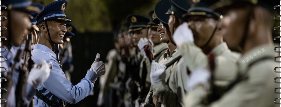 Imágenes del entrenamiento?militar para el desfile?del Día de la Victoria en China