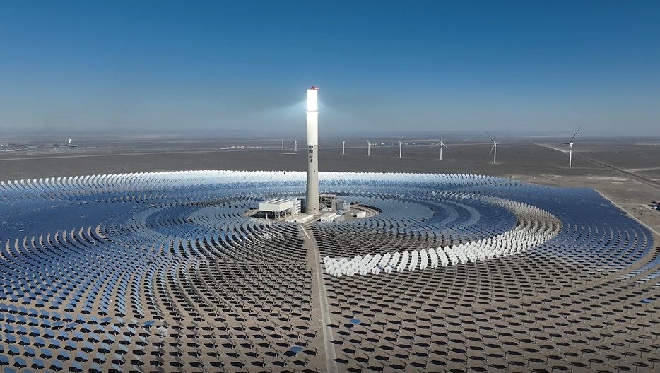 Veinte a?os de progreso ecológico: la tecnología solar térmica de China ilumina el camino hacia un mundo más verde